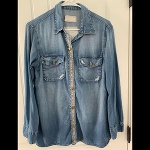 Current/Elliott jean shirt. Good condition.